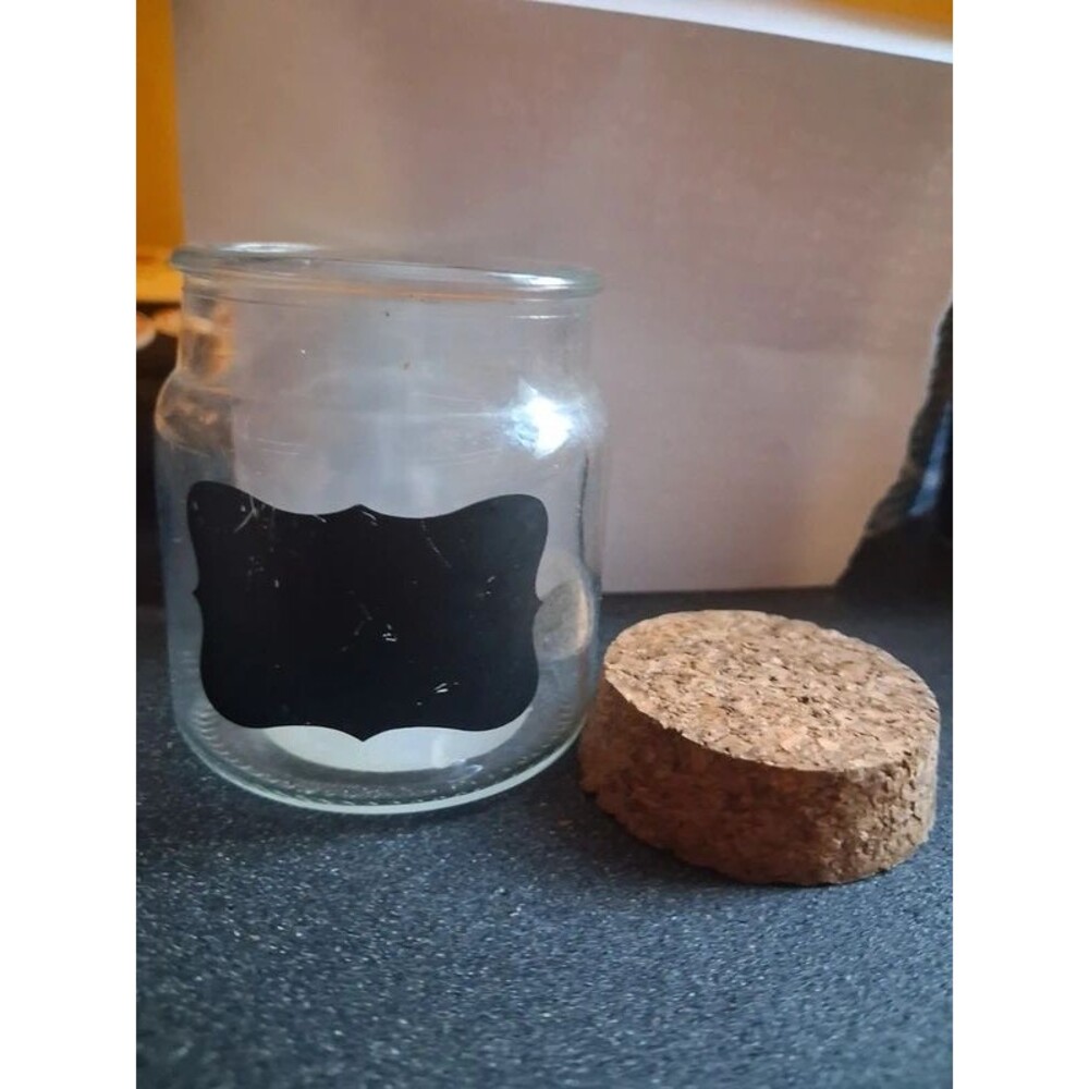 Glass jar